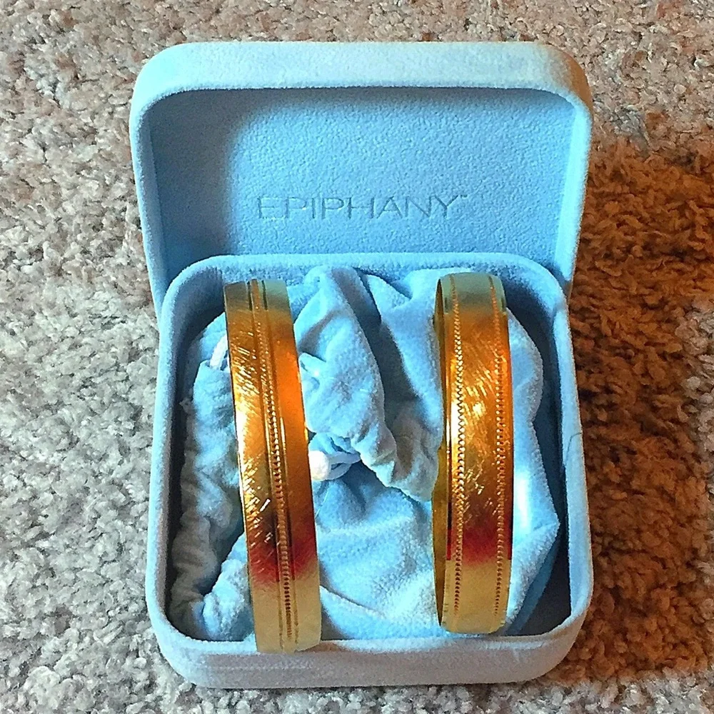 epiphany gold bangle